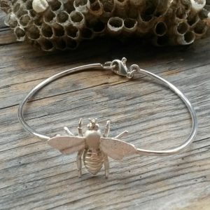Bracciali con ape realizzato completamente a mano in argento 925°°°